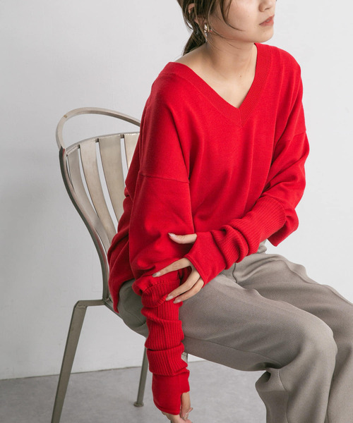 KBF（ケイビーエフ）の「アームウォーマーSETロングニット（ニット/セーター・レディース・グレー/レッド/ブラウン・ONE）」の4枚目の写真