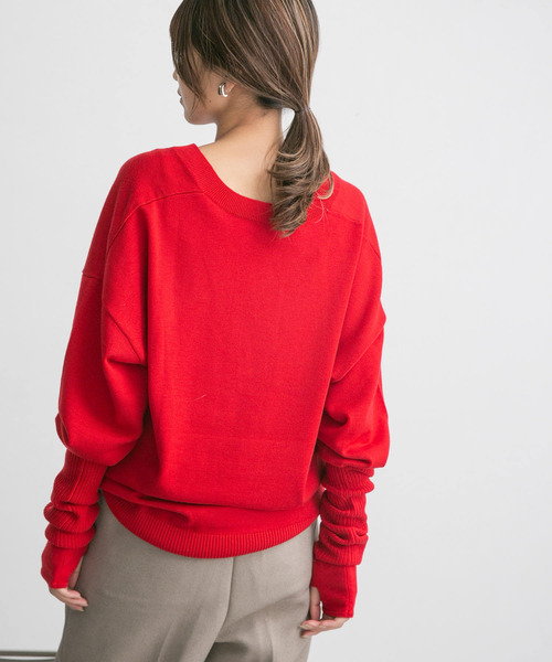 KBF（ケイビーエフ）の「アームウォーマーSETロングニット（ニット/セーター・レディース・グレー/レッド/ブラウン・ONE）」の6枚目の写真