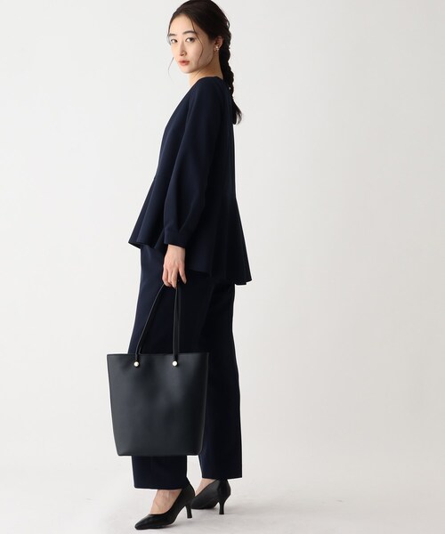 OPAQUE.CLIP（オペークドットクリップ）の「◆DELEGANT ダブルクロスペプラムブラウス【OPAQUE.CLIP NAVY】（シャツ/ブラウス・レディース・ナチュラル/ブラック/ネイビー・34/36/38/42/40）」の18枚目の写真