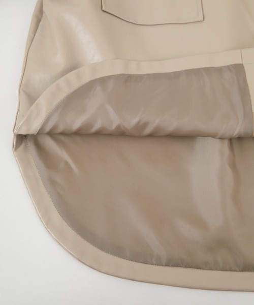 titivate(ティティベイト)の「エコレザーオーバーサイズシャツジャケット(ライダースジャケット・レディース・グレイッシュベージュ/アイボリー/ブラック・S/M)」の17枚目の写真