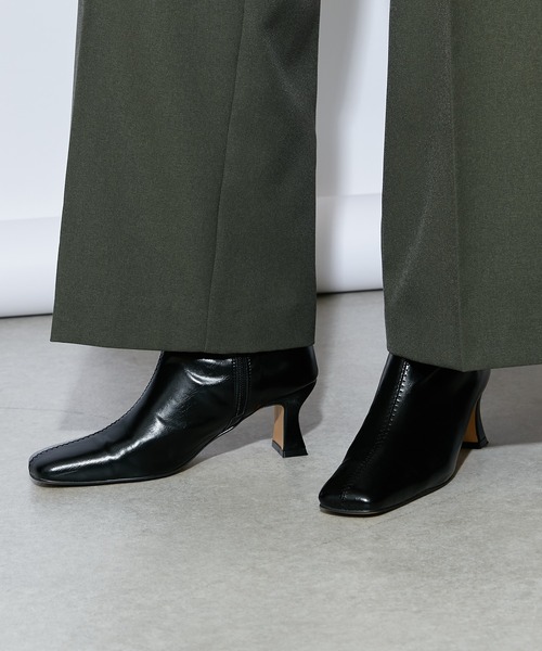 Lui's（ルイス）の「ローヒールスクエアトゥショートブーツ（ブーツ・レディース・ブラック/オフホワイト・24.5cm/23.5cm）」の11枚目の写真