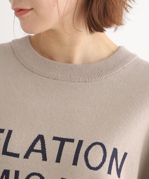 SHOO・LA・RUE（シューラルー）の「◆【洗える】ナチュラルに体型カバー ロゴニット（ニット/セーター・レディース・グレー/ダークネイビー/ライトベージュ・00）」の7枚目の写真