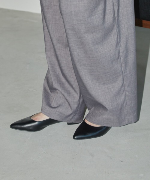 Aunt Marie's(アントマリーズ)の「ストラップポインテッドパンプス(パンプス・レディース・グレー/ベージュ/ブラック・M/L/S)」の20枚目の写真