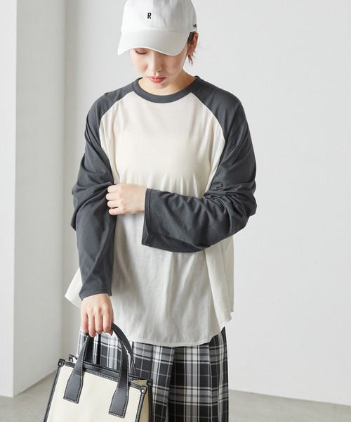 forksy.（フォルクシー）の「【forksy.】シアーカットラグランロンT（Tシャツ/カットソー・レディース・ライトグレー/ライトベージュ/アイボリー・FREE）」の6枚目の写真