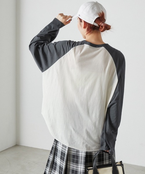 forksy.（フォルクシー）の「【forksy.】シアーカットラグランロンT（Tシャツ/カットソー・レディース・ライトグレー/ライトベージュ/アイボリー・FREE）」の7枚目の写真