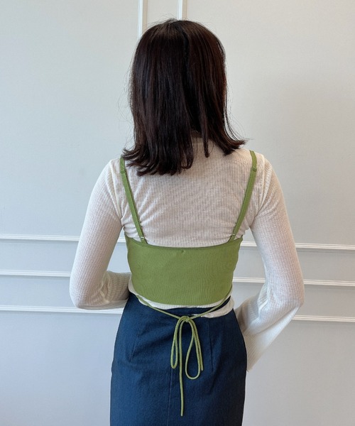 EIMY ISTOIRE(エイミーイストワール)の「ポイントパールニットビスチェトップス(ニット/セーター・レディース・イエロー/グリーン系その他/オフホワイト/ブルー/ブラック・FREE)」の22枚目の写真