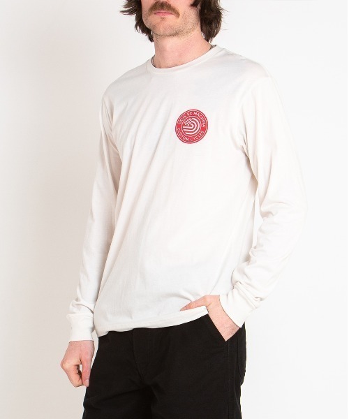 DEUS EX MACHINA（デウスエクスマキナ）の「INGENUE LS TEE（Tシャツ/カットソー・メンズ・オフホワイト/ブラック・SMALL/MEDIUM/LARGE）」の2枚目の写真