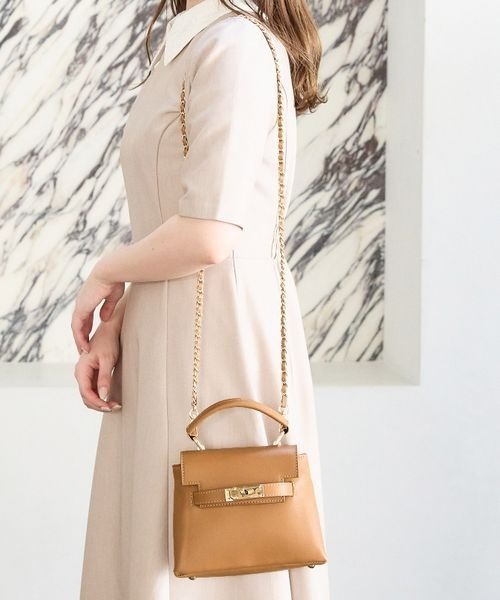 mysty woman（ミスティウーマン）の「【黒田真友香さんコラボ】ベルテッドBAG 193675（ショルダーバッグ・レディース・ブラック/ブラウン系・FREE）」の6枚目の写真