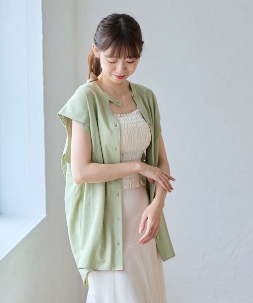 MAJESTIC LEGON(マジェスティックレゴン)の「2way肩あきレディシャツ(シャツ/ブラウス・レディース・オフホワイト/ブルー/ベージュ/グリーン/グリーン系その他・MEDIUM)」の3枚目の写真