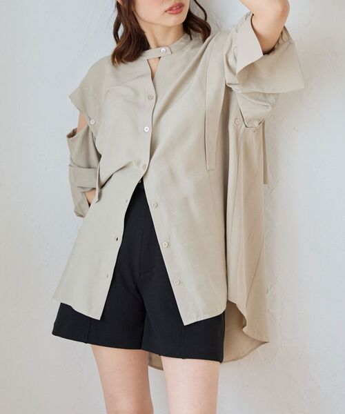 MAJESTIC LEGON(マジェスティックレゴン)の「2way肩あきレディシャツ(シャツ/ブラウス・レディース・オフホワイト/ブルー/ベージュ/グリーン/グリーン系その他・MEDIUM)」の16枚目の写真