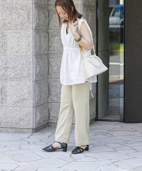 RODE SKO(ロデスコ)の「『MADE IN JAPAN』3.5センチグルカサンダル(サンダル・レディース・ホワイト/ブラック・38/37/36)」の19枚目の写真