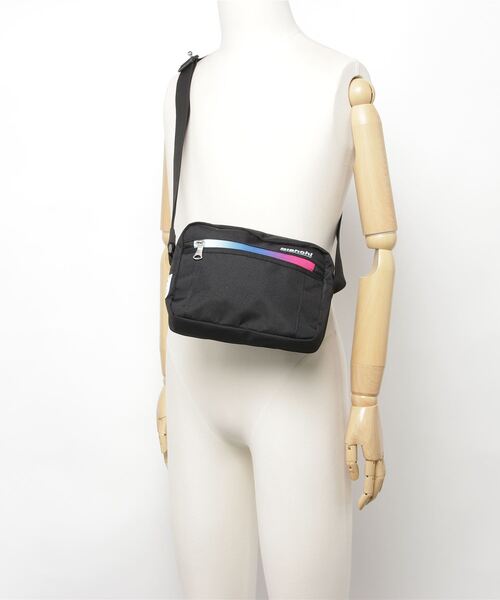 Bianchi（ビアンキ）の「ビアンキ【Bianchi】横長ミニショルダーバッグ（ショルダーバッグ・メンズ・ブルー/マルチ/グレー・ﾌﾘ-）」の6枚目の写真