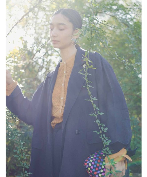 MEDE19F（メデジュウキュウ）の「ＭＥＤＥ１９Ｆ　綿麻ヘリンボーン素材のリラックスダブルジャケット（テーラードジャケット・レディース・ネイビー・MEDIUM/LARGE/XX-LARGE/X-LARGE）」の2枚目の写真