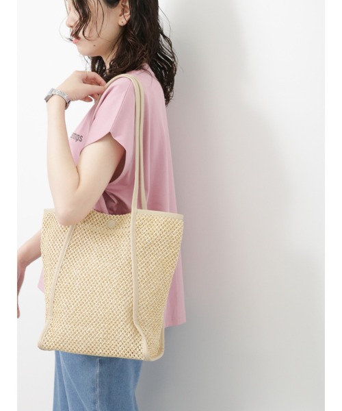 Samansa Mos2 blue（サマンサモスモスブルー）の「くるみパイピングサマートートバッグ（ハンドバッグ・レディース・ベージュ/ブラック/サックスブルー・ﾌﾘ-）」の5枚目の写真