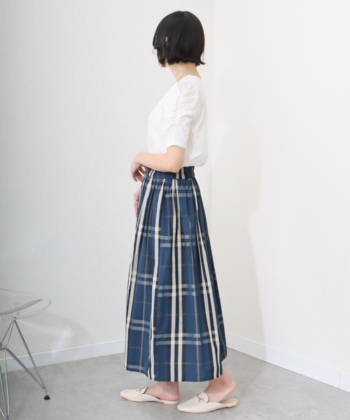 libelle more（リベル モア）の「《洗える》ビッグチェック柄ロングフレアースカート（スカート・レディース・ネイビー/アイボリー/ブラック・M/L）」の12枚目の写真