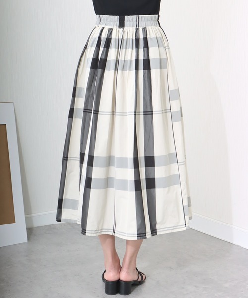 libelle more（リベル モア）の「《洗える》ビッグチェック柄ロングフレアースカート（スカート・レディース・ネイビー/アイボリー/ブラック・M/L）」の19枚目の写真