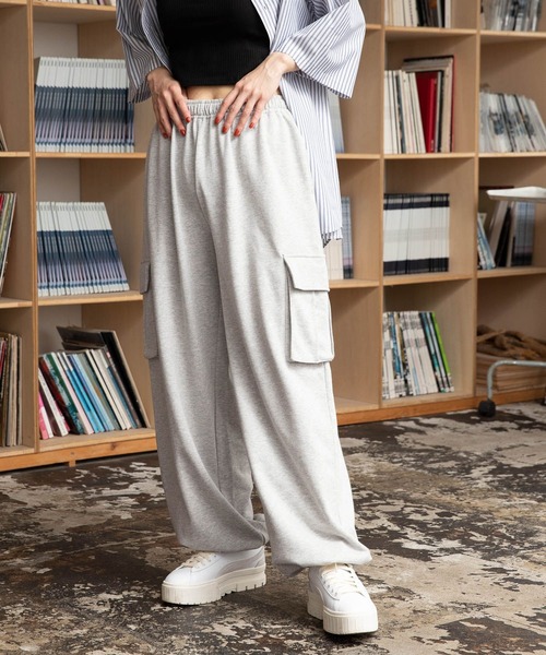 PBLIM(ページボーイリム)の「PBLIM/スウェットカーゴパンツ(スウェットパンツ・レディース・ブラック/グレー・MEDIUM/LARGE)」の15枚目の写真