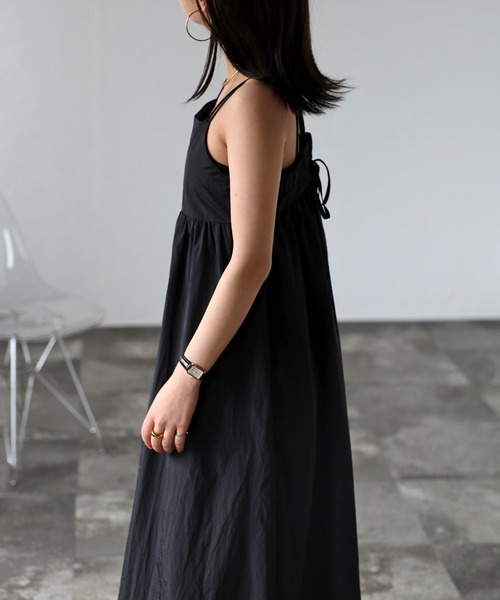 Bonjour Sagan（ボンジュールサガン）の「ナイロンレースアップキャミワンピース（ワンピース・レディース・ブラック/キナリ・FREE）」の16枚目の写真