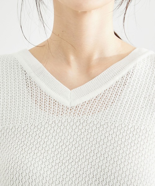 ROPE' PICNIC（ロペピクニック）の「ERI SILK 透かしドルマンニットプルオーバー（ニット/セーター・レディース・ブラック/ホワイト/ブルー・38）」の6枚目の写真