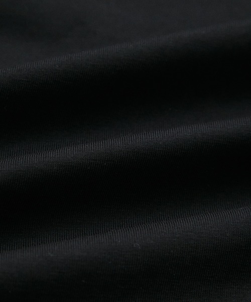 ADAM ET ROPE'(アダムエロペ)の「【サステナブル・WEB限定】ペプラムギャザースリーブプルオーバー(Tシャツ/カットソー・レディース・オフホワイト/ブラック/サックスブルー・FREE)」の17枚目の写真