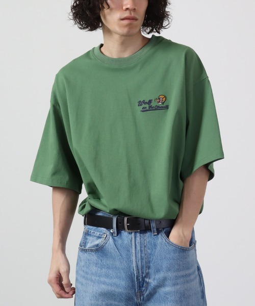 ATELANE(アテレーン)の「ルーズシルエット刺繍半袖Tシャツ(Tシャツ/カットソー・メンズ・ホワイト/ブラック/グリーン・M/L)」の5枚目の写真