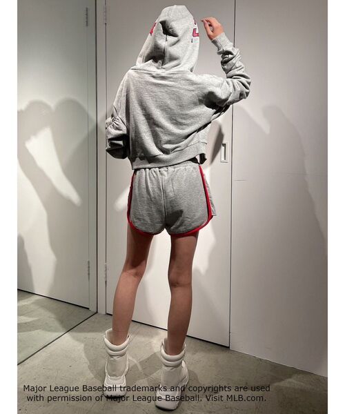 GYDA（ジェイダ）の「GYDA [MLB] サイドLOGOスウェットショートパンツ（スウェットパンツ・レディース・グレー/オフホワイト/ブラック・FREE）」の11枚目の写真