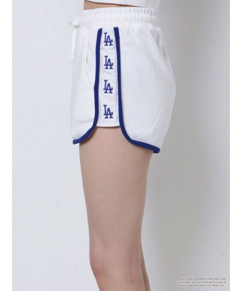 GYDA（ジェイダ）の「GYDA [MLB] サイドLOGOスウェットショートパンツ（スウェットパンツ・レディース・グレー/オフホワイト/ブラック・FREE）」の12枚目の写真