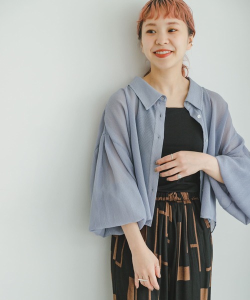 ITEMS URBANRESEARCH（アイテムズ アーバンリサーチ）の「ヨウリュウシアークロップドシャツ（シャツ/ブラウス・レディース・イエロー/ラベンダー/オフホワイト・FREE）」の3枚目の写真