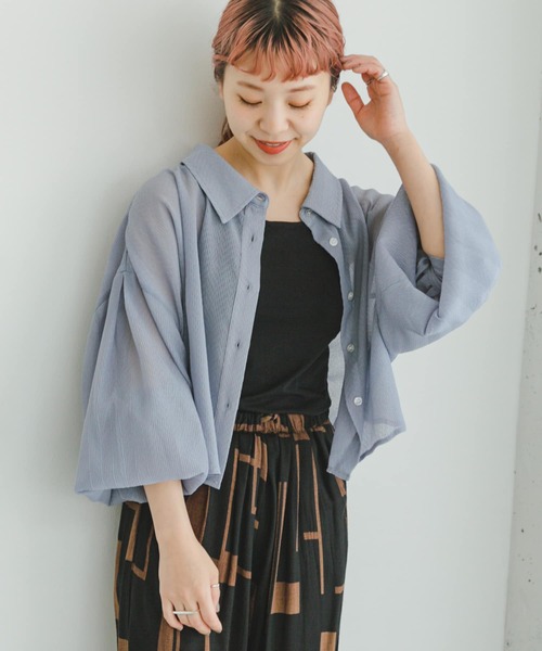 ITEMS URBANRESEARCH（アイテムズ アーバンリサーチ）の「ヨウリュウシアークロップドシャツ（シャツ/ブラウス・レディース・イエロー/ラベンダー/オフホワイト・FREE）」の17枚目の写真