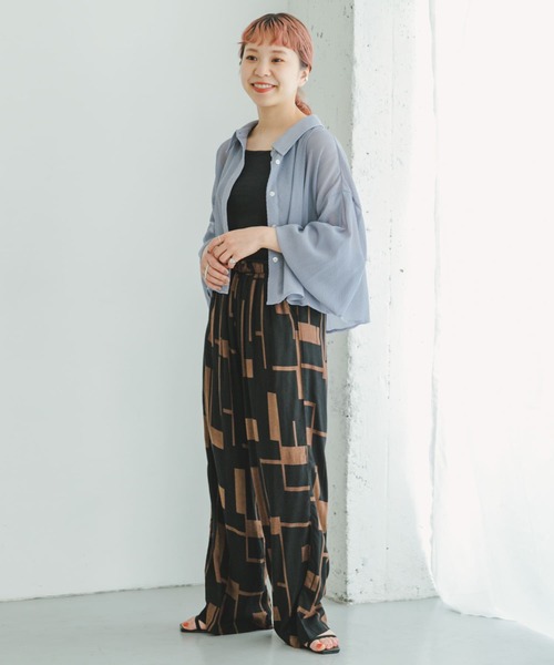 ITEMS URBANRESEARCH（アイテムズ アーバンリサーチ）の「ヨウリュウシアークロップドシャツ（シャツ/ブラウス・レディース・イエロー/ラベンダー/オフホワイト・FREE）」の19枚目の写真