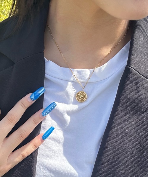 INTER FACTORY(インターファクトリー)の「AINA - チャームネックレス made in INTER FACTORY(ネックレス・レディース・ゴールド・FREE)」の3枚目の写真