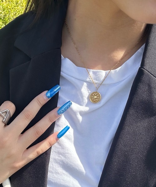 INTER FACTORY(インターファクトリー)の「AINA - チャームネックレス made in INTER FACTORY(ネックレス・レディース・ゴールド・FREE)」の4枚目の写真