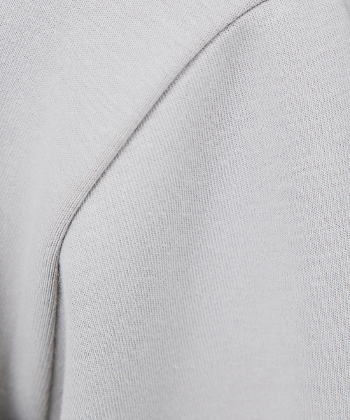 ABAHOUSE GRAY(アバハウスグレイ)の「【Grandeur】シルキーダンボール ロゴ 長袖 Tシャツ(Tシャツ/カットソー・メンズ・グレイッシュベージュ/ホワイト/グリーン/ネイビー/スモークピンク・46/48)」の15枚目の写真