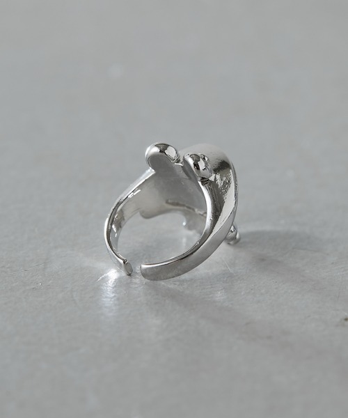 ear PAPILLONNER（イアパピヨネ）の「《WEB限定》おすましカエルリング（リング・レディース・シルバー/ゴールド・ONE SIZE）」の5枚目の写真