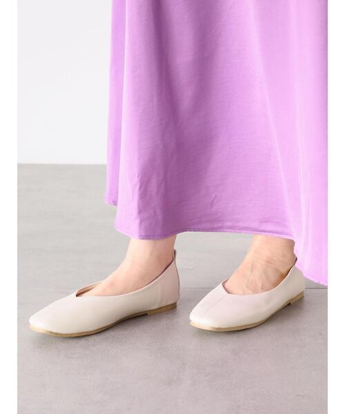 Lugnoncure（ルノンキュール）の「柔らかフラットシューズ（その他シューズ・レディース・ベージュ/オフホワイト/シルバー/ブラック・L/M）」の8枚目の写真