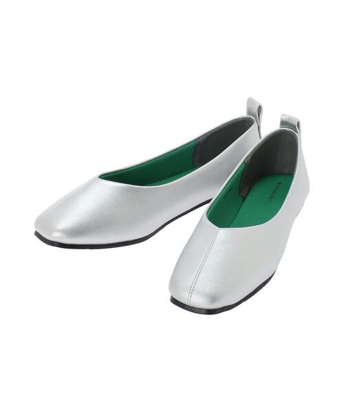 Lugnoncure（ルノンキュール）の「柔らかフラットシューズ（その他シューズ・レディース・ベージュ/オフホワイト/シルバー/ブラック・L/M）」の17枚目の写真