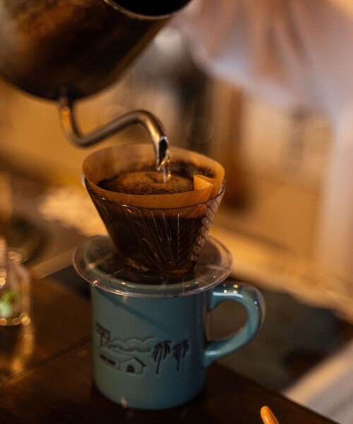 FREAK'S STORE（フリークスストア）の「OGAWA YOHEIアート マグカップ 280ml（グラス/マグカップ/タンブラー・メンズ・ベージュ/サックスブルー・ONE SIZE）」の12枚目の写真