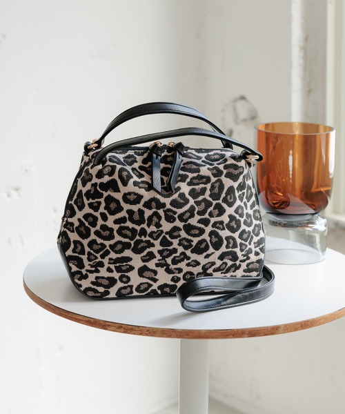 GLOBAL WORK(グローバルワーク)の「スぺ軽お財布ショルダー/一部店舗限定/973091(ショルダーバッグ・レディース・ブラック/アイボリー/レオパード・FREE)」の21枚目の写真