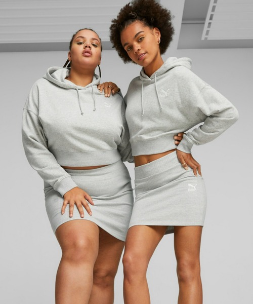 PUMA（プーマ）の「PUMA プーマ ウィメンズ CLASSICS クロップド フーディー TR（スウェット・レディース・ブラック/ライトグレー・LARGE/MEDIUM/X-SMALL/SMALL）」の2枚目の写真