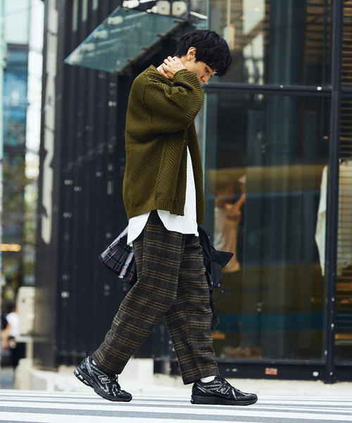 JOURNAL STANDARD relume（ジャーナルスタンダード　レリューム）の「【カーディガン+カットソーの2点SET】リサイクルポリエステル カーディガン”BIAS”（ニット/セーター・メンズ・グレー/カーキ/マスタード/ブラック系その他/ベージュ系その他・SMALL/MEDIUM/LARGE）」の17枚目の写真