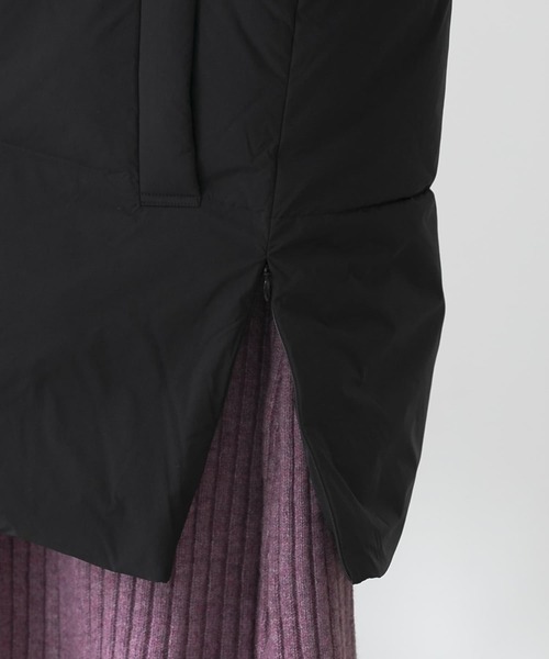 URBAN RESEARCH ROSSO WOMEN(アーバンリサーチ ロッソ)の「ミドルダウンジャケット(ダウンジャケット/コート・レディース・ベージュ/ブラック・38/36)」の11枚目の写真