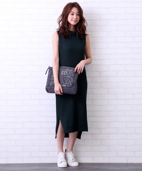 Rouge vif（ルージュヴィフ）の「Liberty別注2TONE CLUTCH（クラッチバッグ・レディース・ネイビー/グレー・FREE）」の13枚目の写真