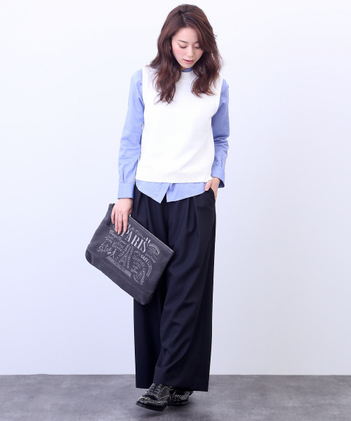 Rouge vif（ルージュヴィフ）の「Liberty別注2TONE CLUTCH（クラッチバッグ・レディース・ネイビー/グレー・FREE）」の7枚目の写真