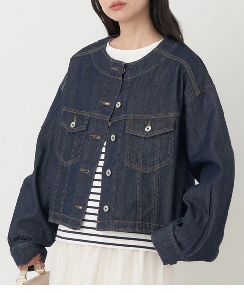 earth music&ecology（アースミュージックアンドエコロジー）の「ノーカラーツイルブルゾン（ブルゾン・レディース・インディゴブルー/オフホワイト/ピンクベージュ・FREE）」の2枚目の写真