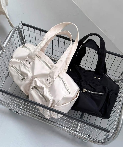 ダブルポケット ナイロン 横長ボストンバッグ ドラムバッグ（ボストン