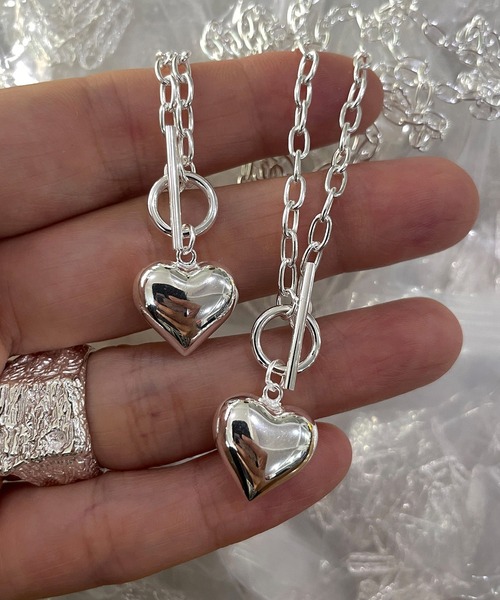 HALEY PESCA（ヘーリーペスカ）の「HALEY PESCA/メタルハート　マンテルチェーンネックレス（ネックレス・レディース・シルバー・FREE）」の3枚目の写真