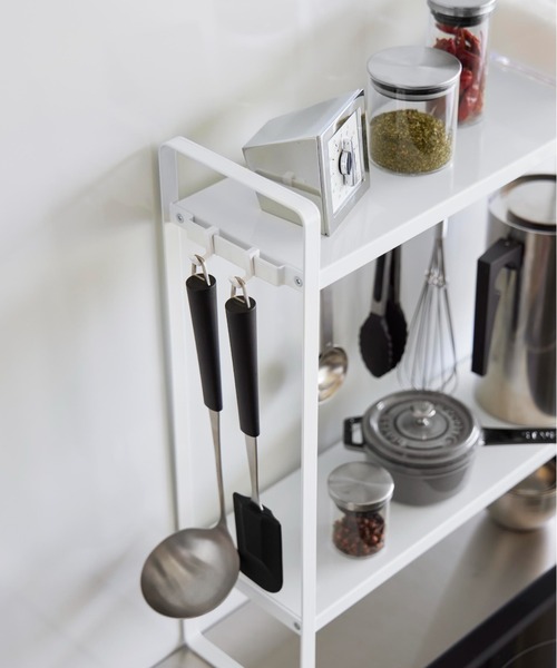 tower（タワー）の「tower(タワー)下が拭けるコンロ横ラック 2段（キッチン収納・レディース・ブラック/ホワイト・ONE SIZE）」の3枚目の写真