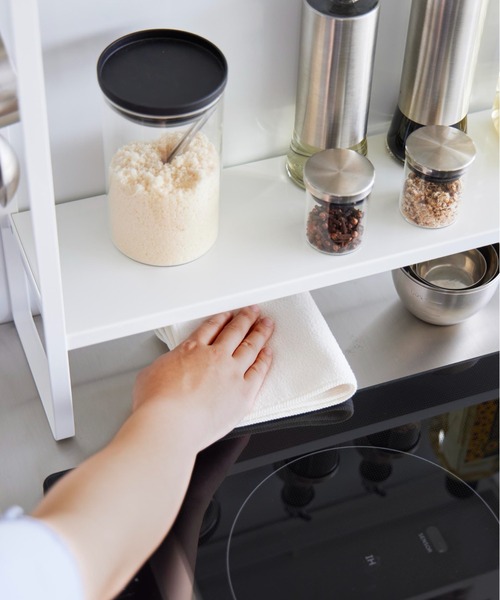 tower（タワー）の「tower(タワー)下が拭けるコンロ横ラック 2段（キッチン収納・レディース・ブラック/ホワイト・ONE SIZE）」の6枚目の写真