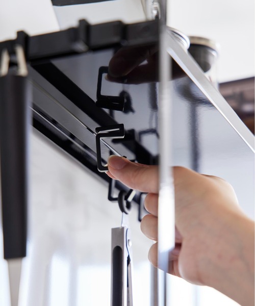 tower（タワー）の「tower(タワー)下が拭けるコンロ横ラック 2段（キッチン収納・レディース・ブラック/ホワイト・ONE SIZE）」の13枚目の写真