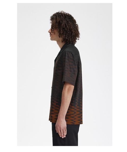 FRED PERRY フレッドペリーWove shirt FRED PERRY/フレッドペリー】Short Sleeved Knitted Shirt（24